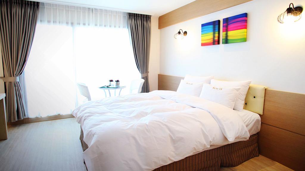 Tongyeong Bay Condo Hotel Eksteriør bilde