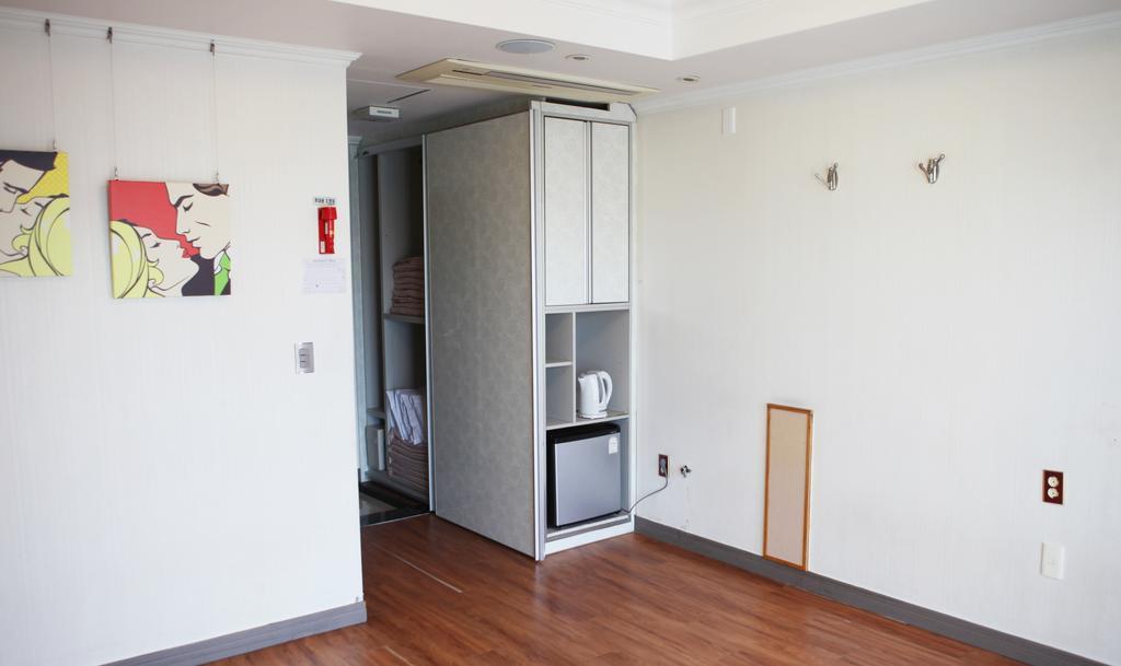 Tongyeong Bay Condo Hotel Eksteriør bilde