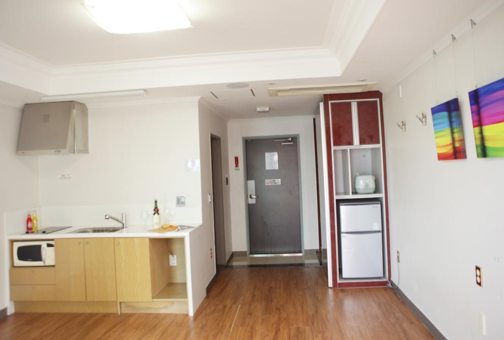 Tongyeong Bay Condo Hotel Eksteriør bilde