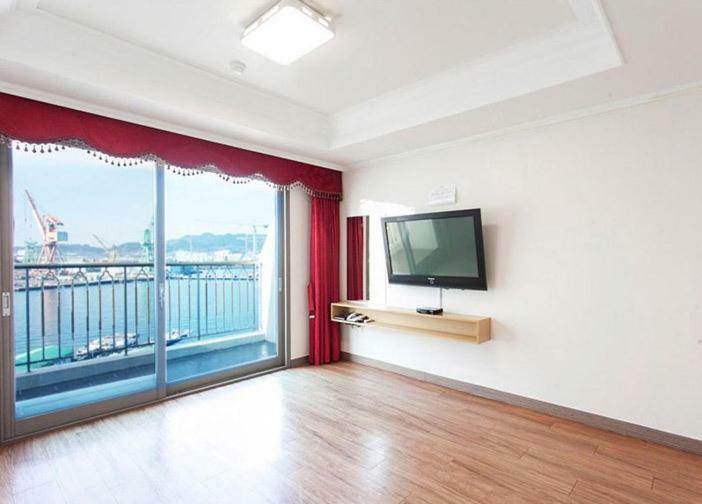 Tongyeong Bay Condo Hotel Eksteriør bilde